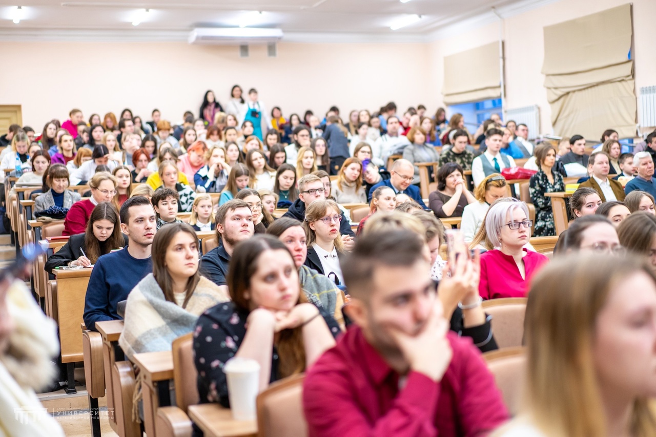 Научные сотрудники ВНИВИП выступили с докладами на конференции молодых ученых в СПбГУВМ